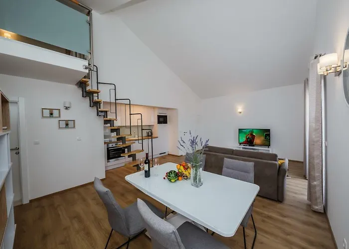 Appartement Milena-with A Pool Trogir