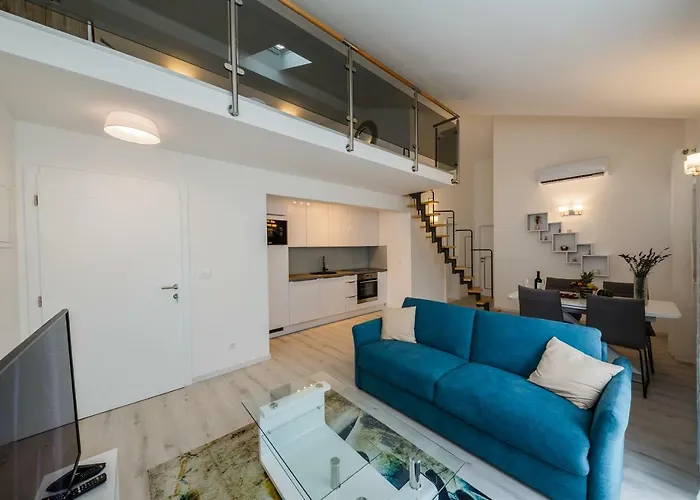 Milena-with A Pool Apartament *