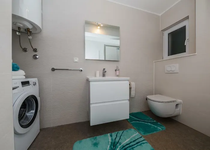 Appartement Milena-with A Pool Trogir