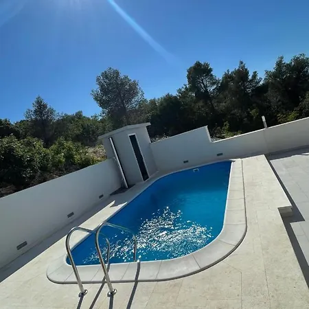 Apartament Milena-with A Pool *