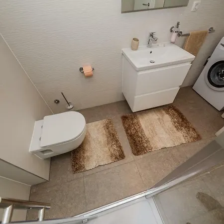 Milena-with A Pool Apartament