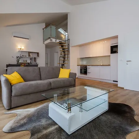 Apartament Milena-with A Pool *